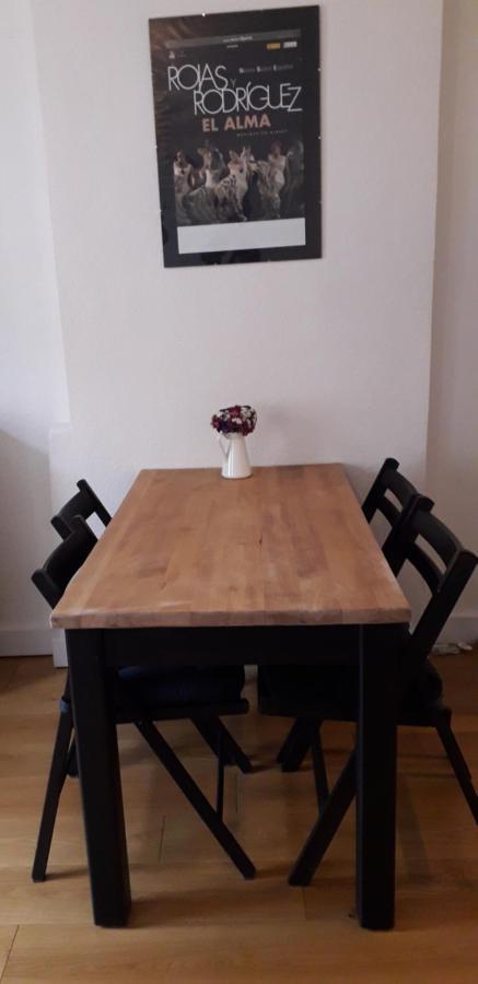 Appartement Cosy Au Coeur Du Centre Historique. アルル エクステリア 写真